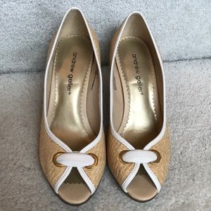 Andrew Geller Heels Tallie size 6M